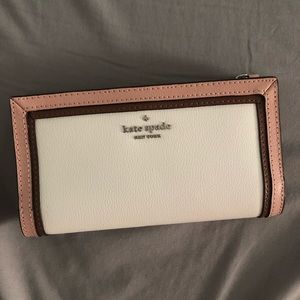 NWT Kate Spade Braylon Wallet